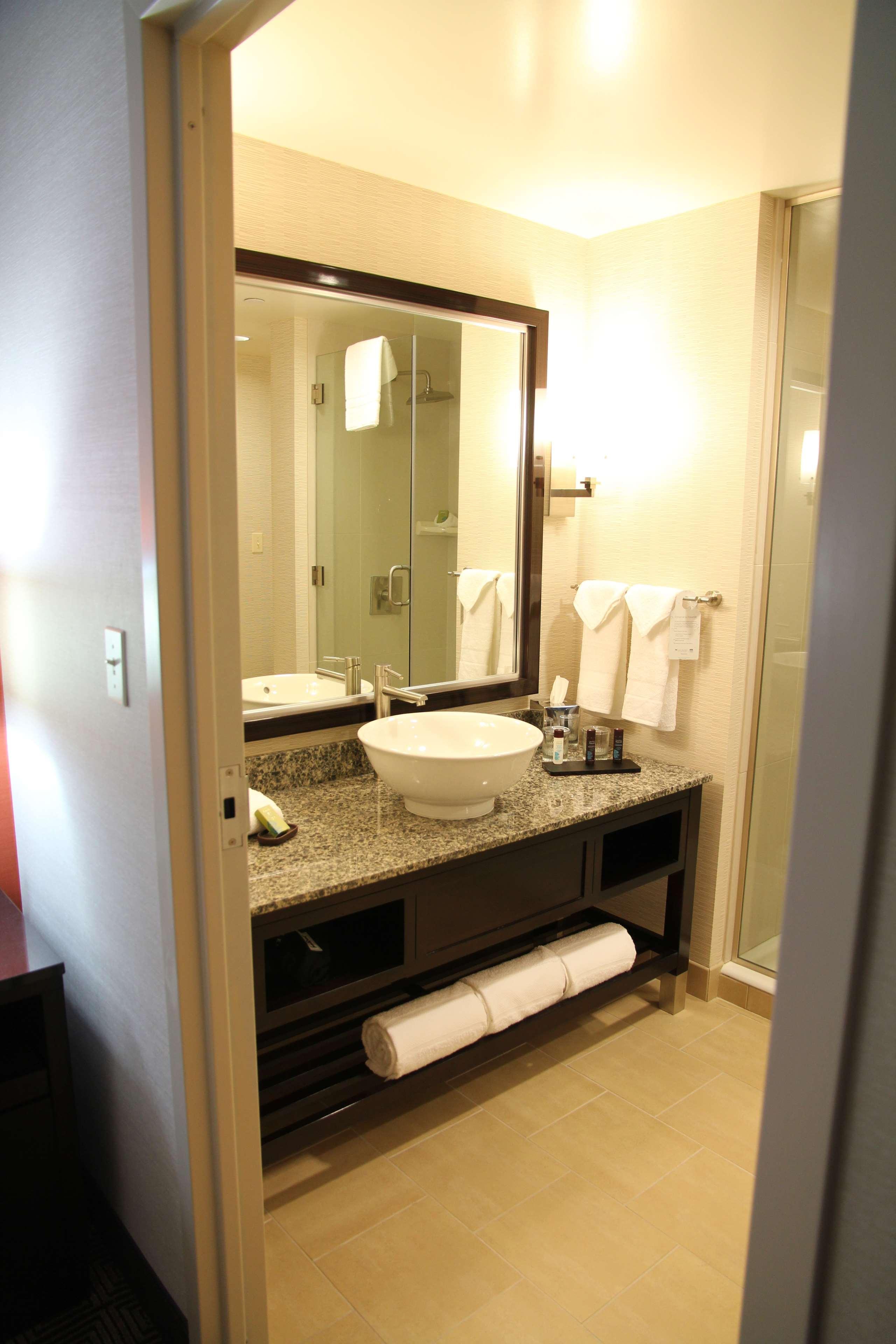 Embassy Suites Ontario - Airport Pokoj fotografie