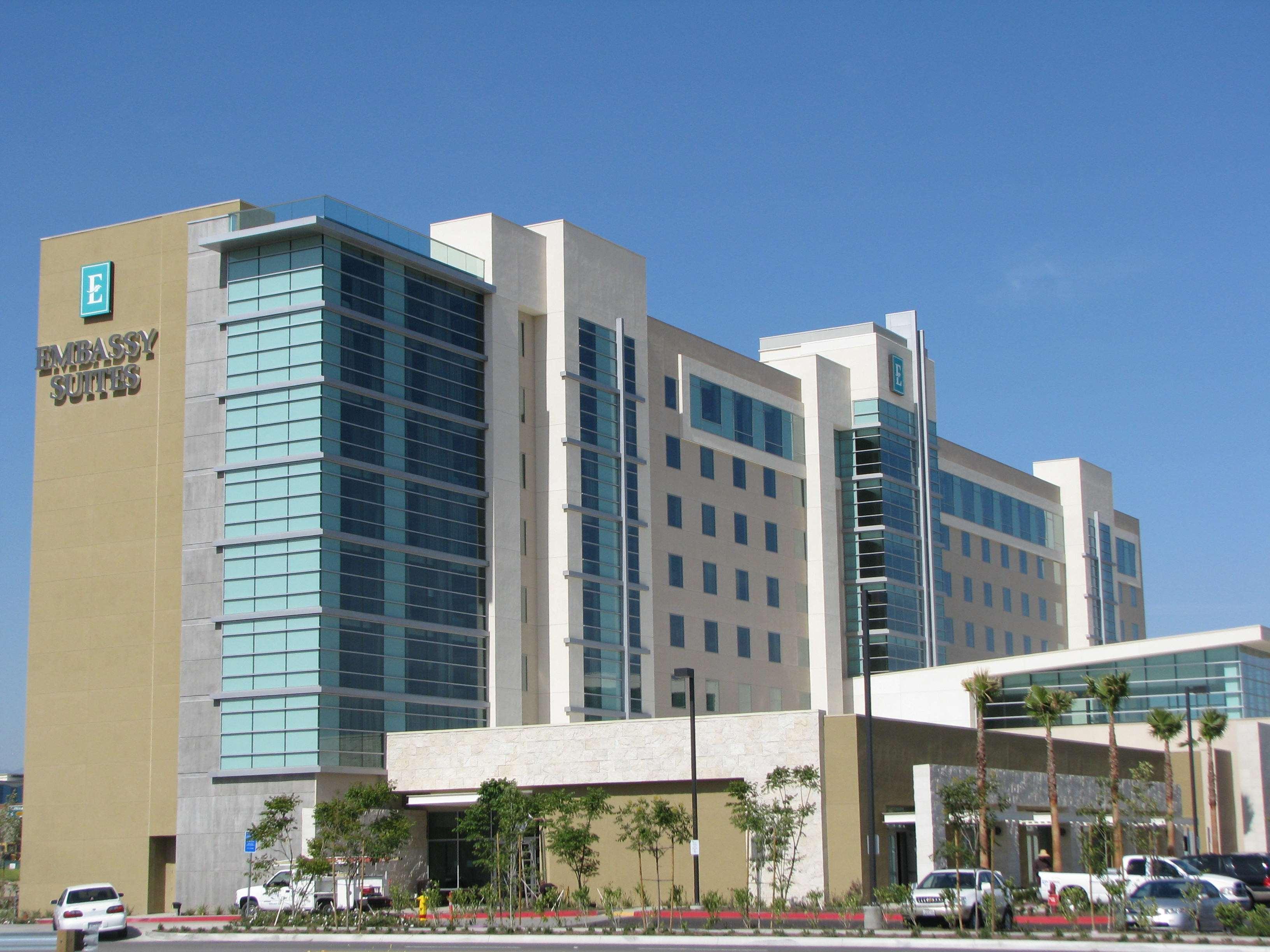 Embassy Suites Ontario - Airport Exteriér fotografie