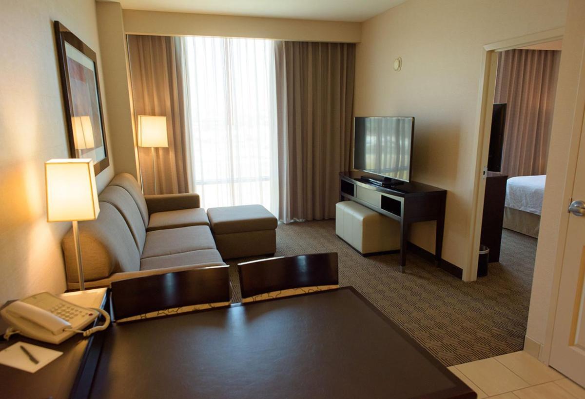 Embassy Suites Ontario - Airport Exteriér fotografie